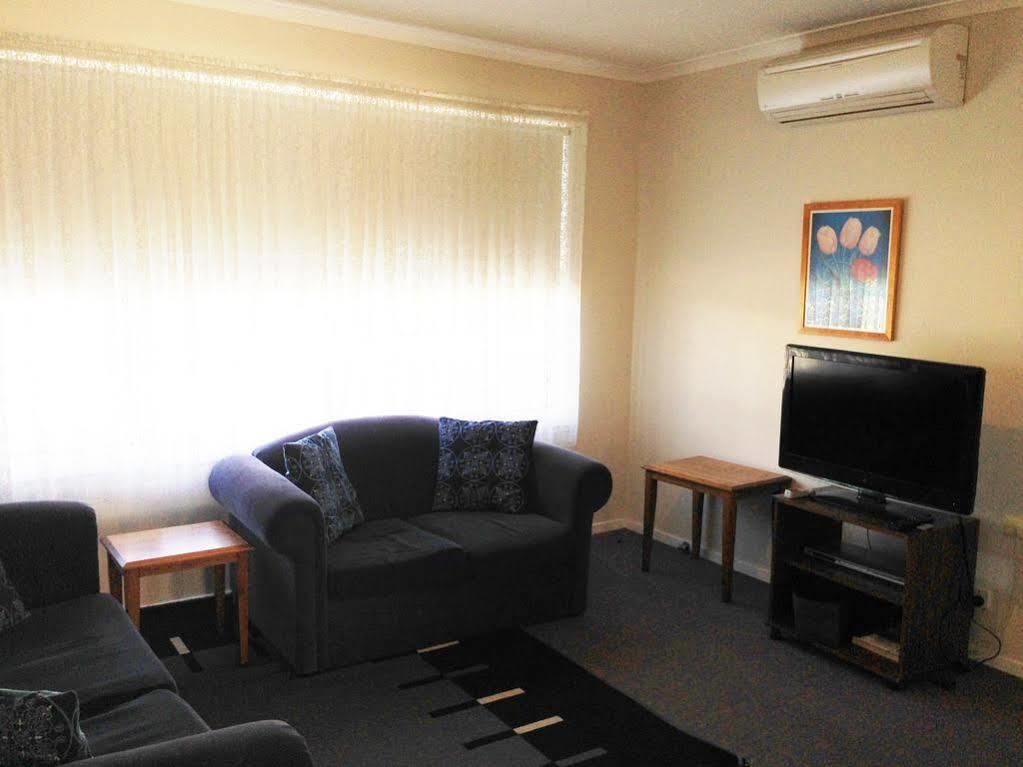 Lakes Jakaranda Holiday Units Lakes Entrance Εξωτερικό φωτογραφία
