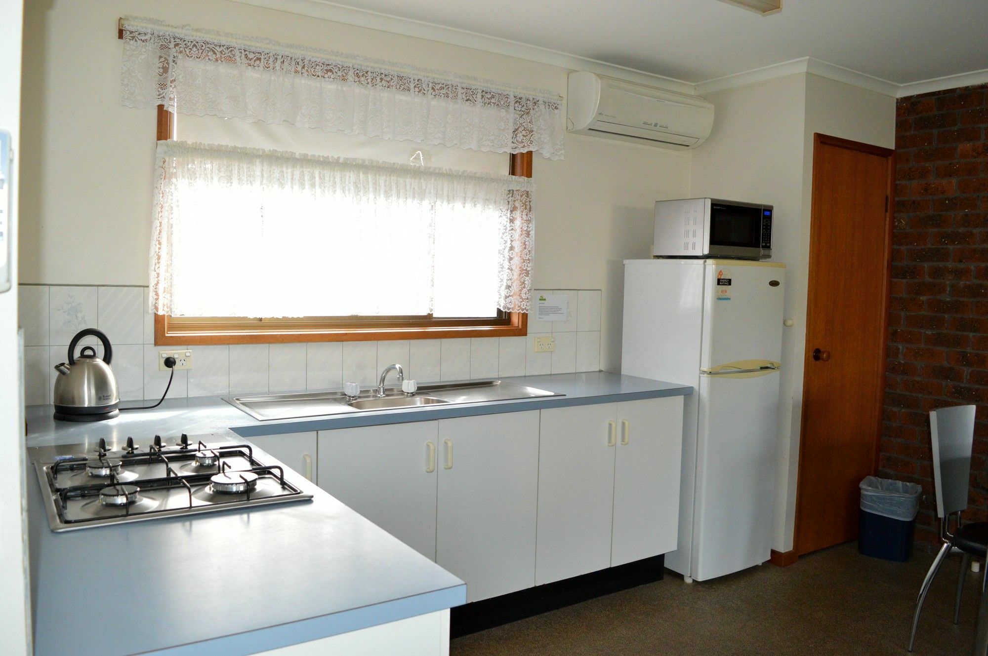 Lakes Jakaranda Holiday Units Lakes Entrance Εξωτερικό φωτογραφία