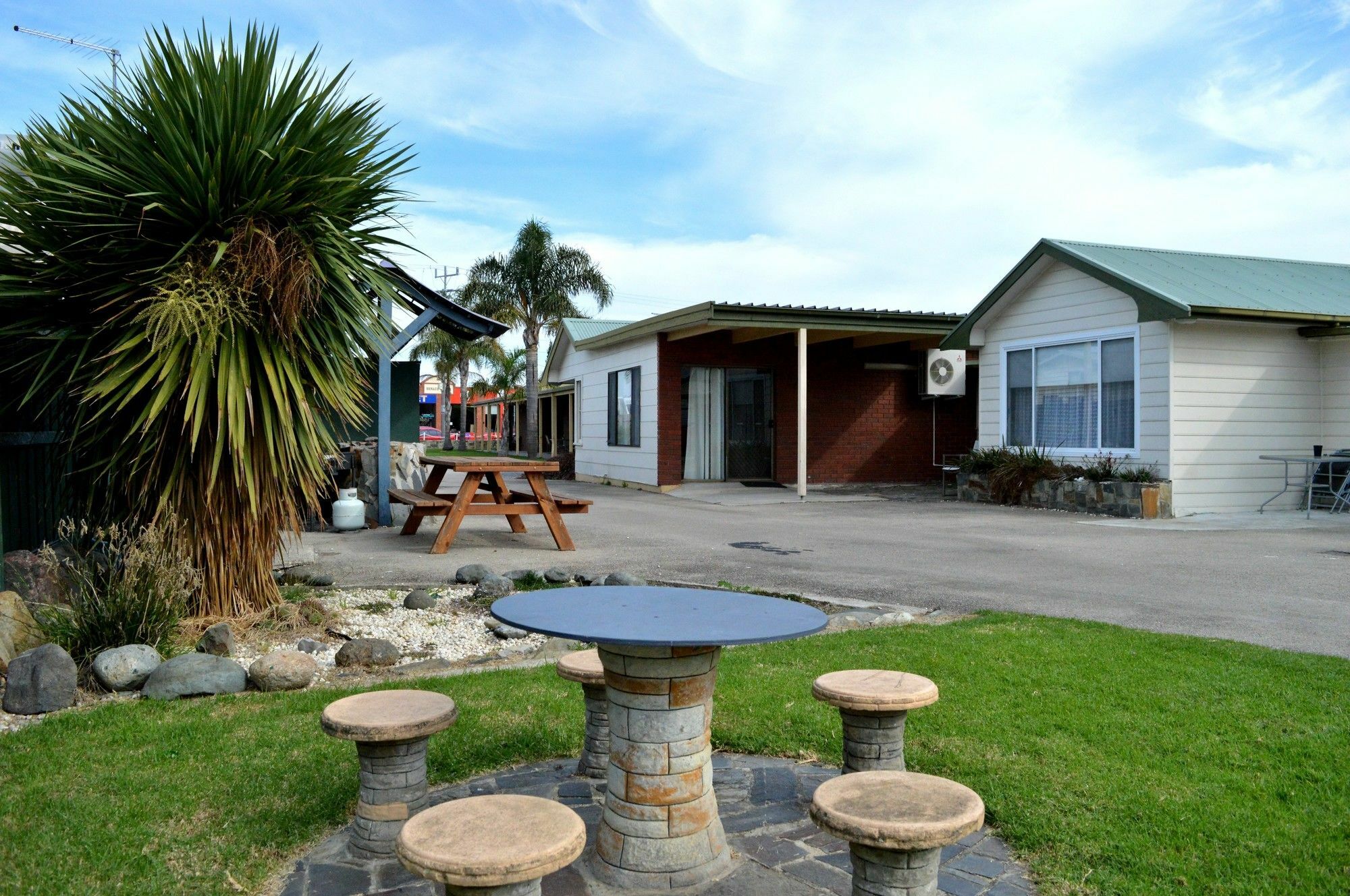Lakes Jakaranda Holiday Units Lakes Entrance Εξωτερικό φωτογραφία