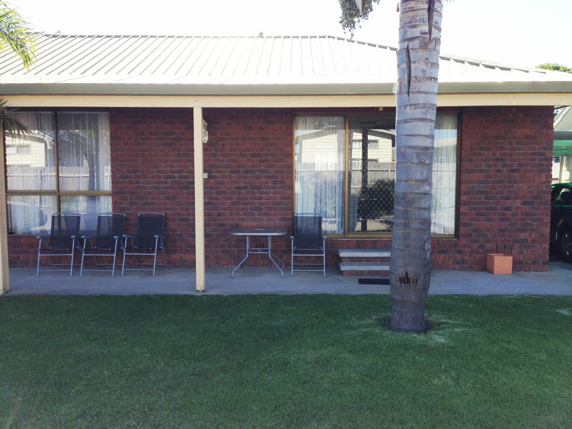 Lakes Jakaranda Holiday Units Lakes Entrance Εξωτερικό φωτογραφία
